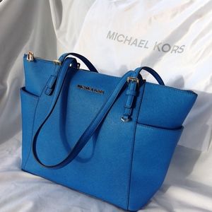 Michael Kors Jet Set Top Zip Saffiano Leather Tote